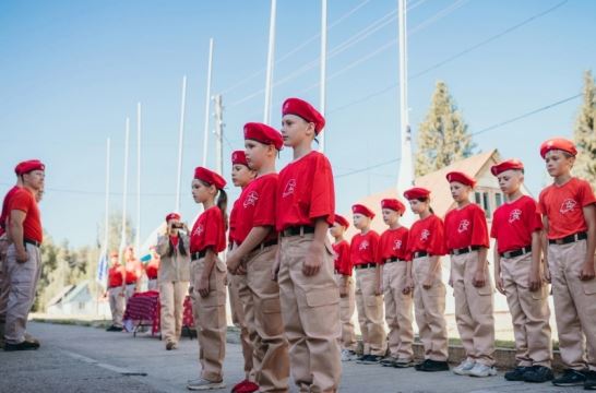 В лагере «Юнармеец» в Кировской области собрались ребята из разных регионов России