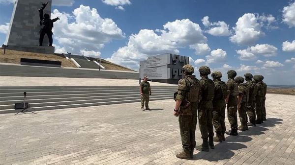 Мотострелков группировки войск «Центр» наградили государственными наградами